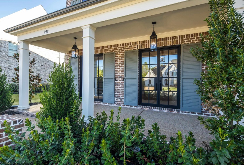 292 BECKHAM DR, Collierville, Tennessee 38017, 5 Bedroom Bedrooms, 19 Room Rooms,5.1 BathroomBathrooms,Residential,For Sale,BECKHAM,0,10203516