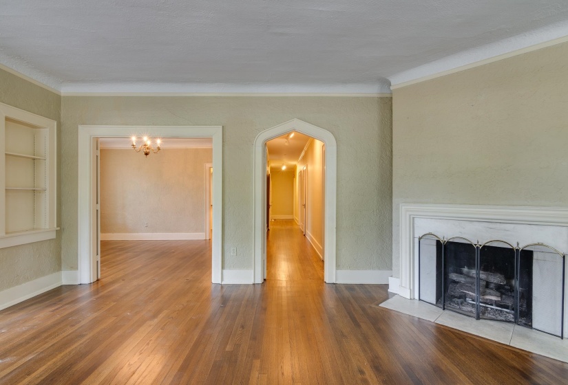 1464 PEABODY AVE, Memphis, Tennessee 38104, 3 Bedrooms Bedrooms, ,2 BathroomsBathrooms,Duplexes,For Sale,PEABODY,10203609