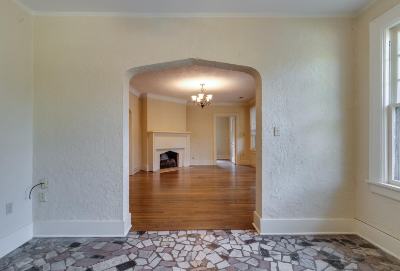 1464 PEABODY AVE, Memphis, Tennessee 38104, 3 Bedrooms Bedrooms, ,2 BathroomsBathrooms,Duplexes,For Sale,PEABODY,10203609