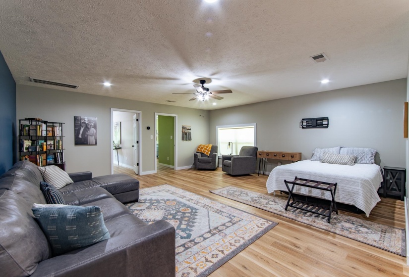 330 PEAR BLOSSOM LN, Adamsville, Tennessee 38310, 3 Bedrooms Bedrooms, 7 Rooms Rooms,2 BathroomsBathrooms,Residential,For Sale,PEAR BLOSSOM,10194798