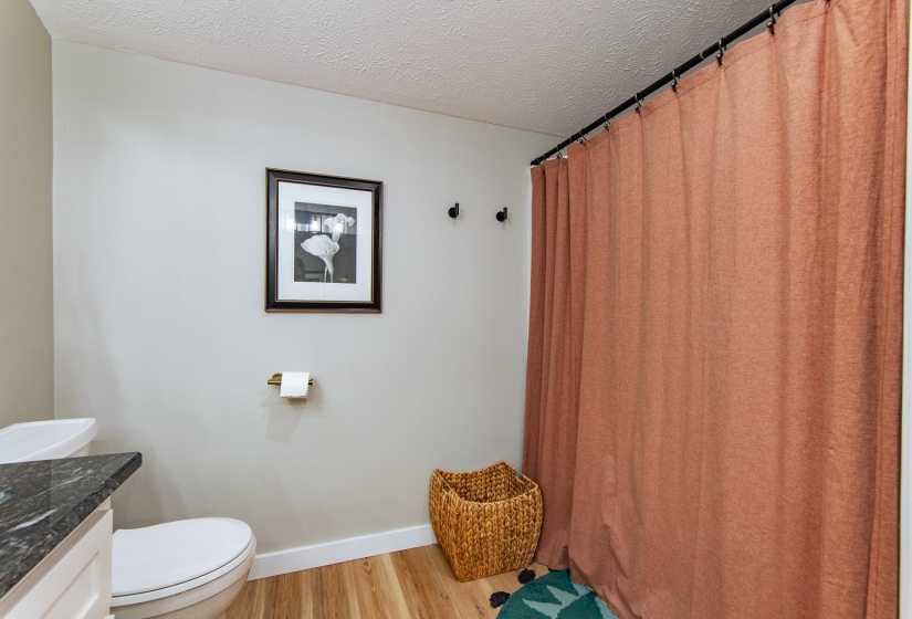 330 PEAR BLOSSOM LN, Adamsville, Tennessee 38310, 3 Bedrooms Bedrooms, 7 Rooms Rooms,2 BathroomsBathrooms,Residential,For Sale,PEAR BLOSSOM,10194798