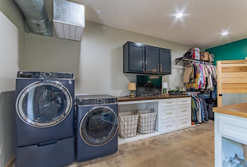 330 PEAR BLOSSOM LN, Adamsville, Tennessee 38310, 3 Bedrooms Bedrooms, 7 Rooms Rooms,2 BathroomsBathrooms,Residential,For Sale,PEAR BLOSSOM,10194798