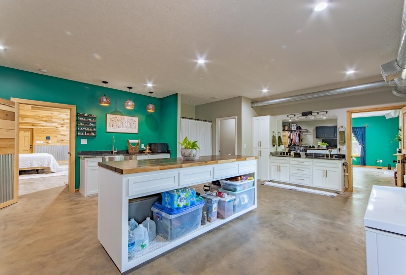 330 PEAR BLOSSOM LN, Adamsville, Tennessee 38310, 3 Bedrooms Bedrooms, 7 Rooms Rooms,2 BathroomsBathrooms,Residential,For Sale,PEAR BLOSSOM,10194798