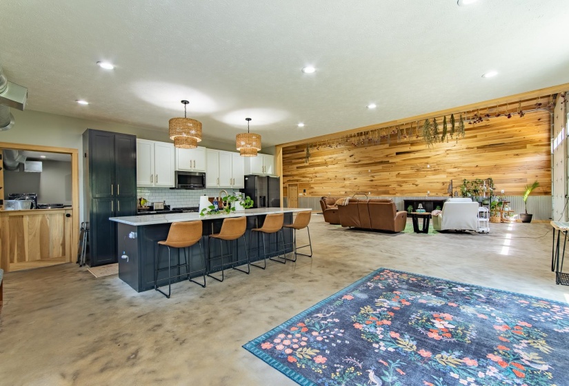 330 PEAR BLOSSOM LN, Adamsville, Tennessee 38310, 3 Bedrooms Bedrooms, 7 Rooms Rooms,2 BathroomsBathrooms,Residential,For Sale,PEAR BLOSSOM,10194798