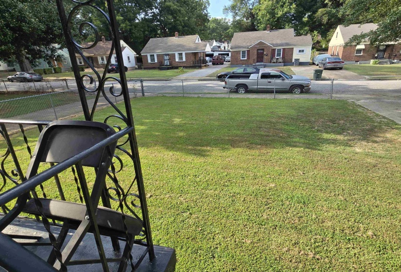 View of yard featuring a residential view