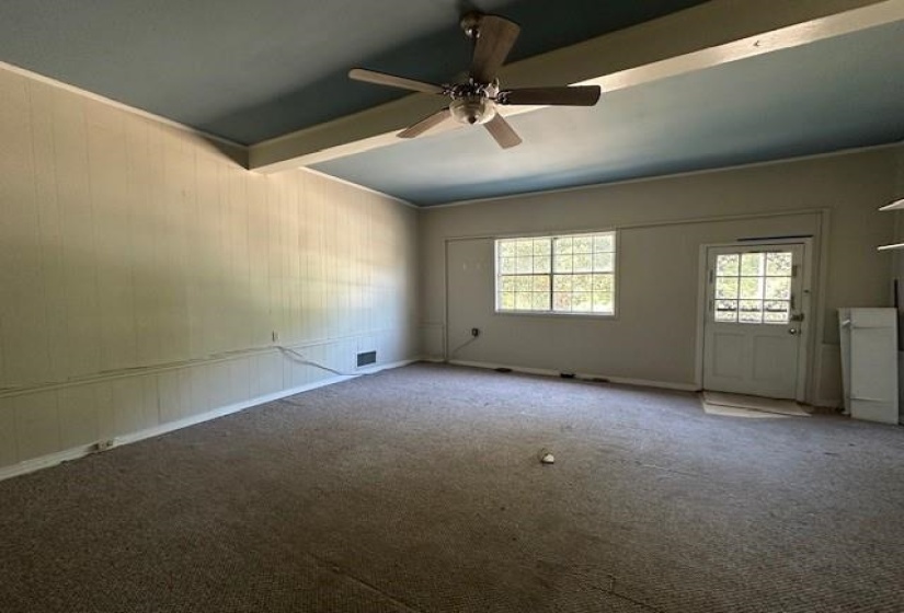 70 RIVERSIDE DR, Savannah, Tennessee 38372, 2 Bedroom Bedrooms, 10 Room Rooms,2 BathroomBathrooms,Residential,For Sale,RIVERSIDE,0,10203894
