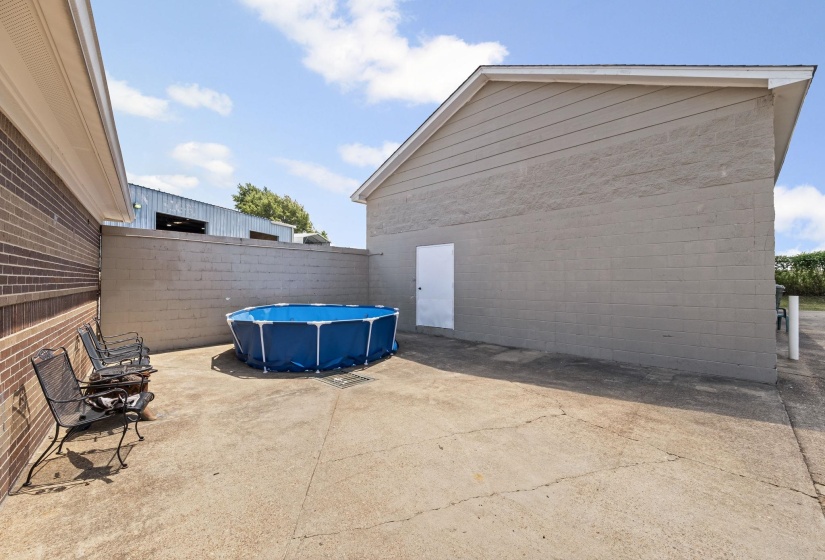 3461 HOLMAN PL, Memphis, Tennessee 38118, 4 Bedrooms Bedrooms, 8 Rooms Rooms,2 BathroomsBathrooms,Residential,For Sale,HOLMAN,10203969