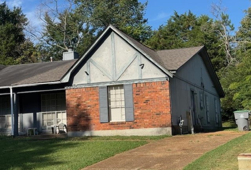 2205 OLDFIELD DR, Memphis, Tennessee 38134, 2 Bedrooms Bedrooms, 5 Rooms Rooms,2 BathroomsBathrooms,Residential,For Sale,OLDFIELD,10203990