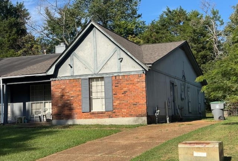 2205 OLDFIELD DR, Memphis, Tennessee 38134, 2 Bedrooms Bedrooms, 5 Rooms Rooms,2 BathroomsBathrooms,Residential,For Sale,OLDFIELD,10203990