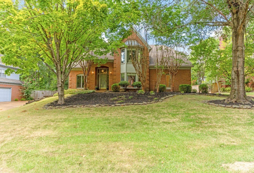 8660 CEDAR TRAILS DR, Memphis, Tennessee 38016, 4 Bedrooms Bedrooms, 8 Rooms Rooms,2.1 BathroomsBathrooms,Residential,For Sale,CEDAR TRAILS,10204272