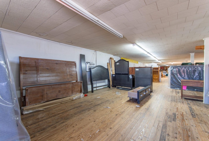 365 WATER ST, Savannah, Tennessee 38372, 0 , 0 ,0,Commercial/industrial,For Sale,WATER,0,10204298