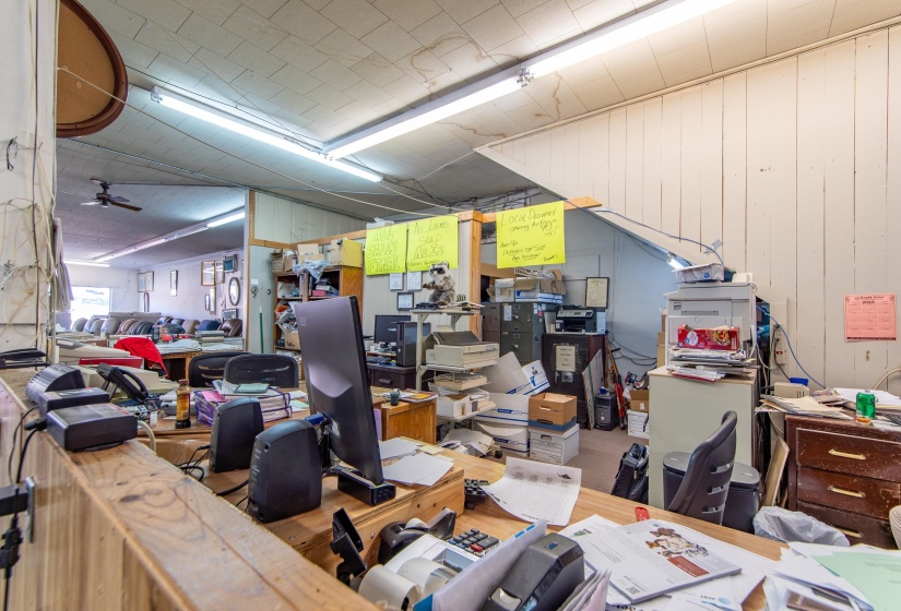 365 WATER ST, Savannah, Tennessee 38372, 0 , 0 ,0,Commercial/industrial,For Sale,WATER,0,10204298