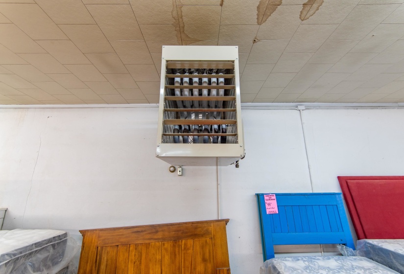 365 WATER ST, Savannah, Tennessee 38372, 0 , 0 ,0,Commercial/industrial,For Sale,WATER,0,10204298