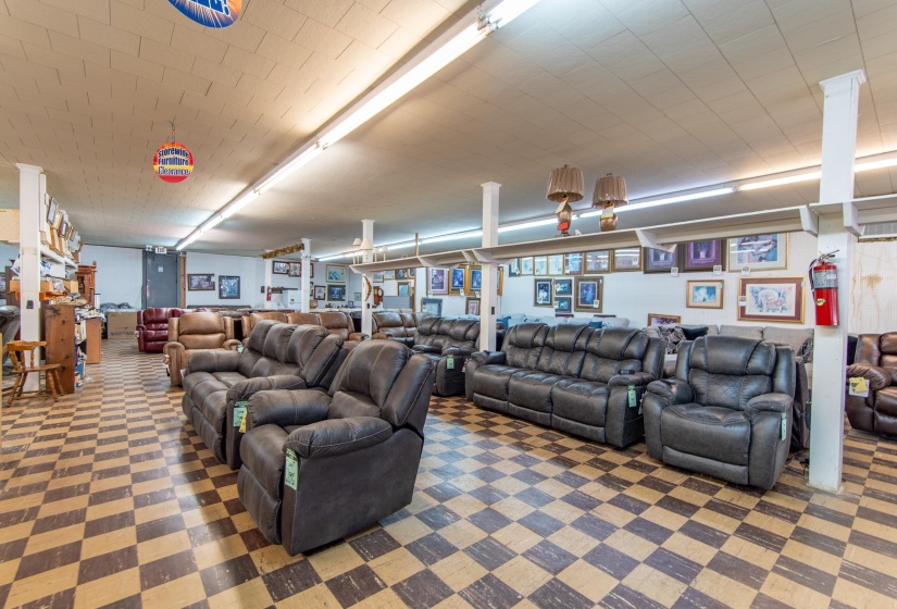 365 WATER ST, Savannah, Tennessee 38372, 0 , 0 ,0,Commercial/industrial,For Sale,WATER,0,10204298