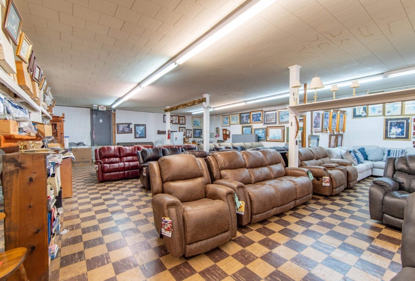 365 WATER ST, Savannah, Tennessee 38372, 0 , 0 ,0,Commercial/industrial,For Sale,WATER,0,10204298