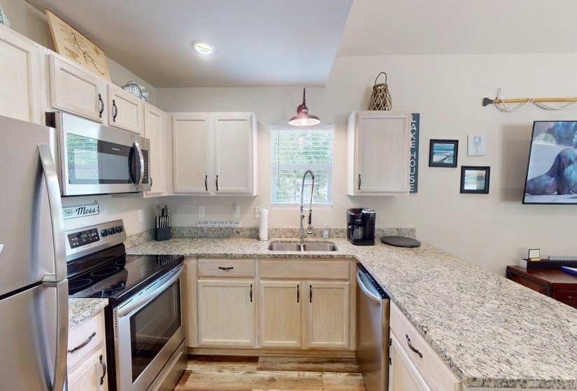 55 BOGEY LOOP, Counce, Tennessee 38326, 3 Bedrooms Bedrooms, 8 Rooms Rooms,3.1 BathroomsBathrooms,Residential,For Sale,BOGEY,10204750