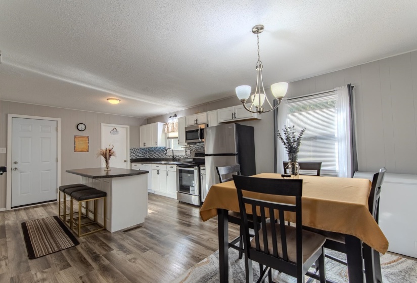 10 HARDY RD, Adamsville, Tennessee 38310-9999, 3 Bedrooms Bedrooms, 8 Rooms Rooms,2 BathroomsBathrooms,Residential,For Sale,HARDY,10204771