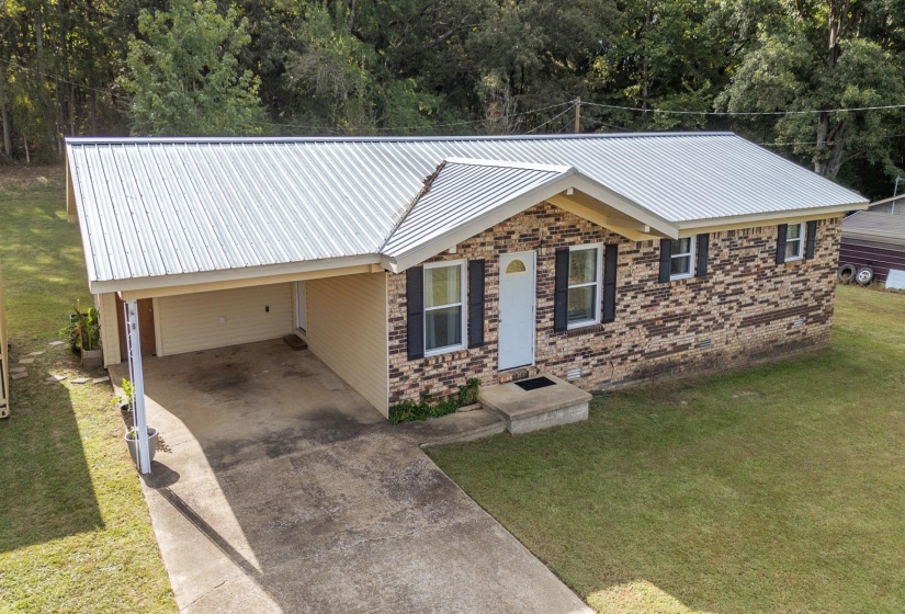 10 HARDY RD, Adamsville, Tennessee 38310-9999, 3 Bedrooms Bedrooms, 8 Rooms Rooms,2 BathroomsBathrooms,Residential,For Sale,HARDY,10204771