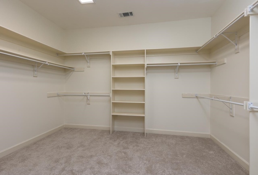 190 IVY BROOK LN, Collierville, Tennessee 38017, 4 Bedrooms Bedrooms, 10 Rooms Rooms,3.1 BathroomsBathrooms,Residential,For Sale,IVY BROOK,10204891