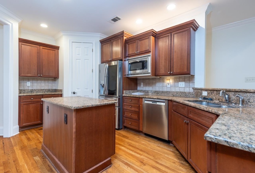 190 IVY BROOK LN, Collierville, Tennessee 38017, 4 Bedrooms Bedrooms, 10 Rooms Rooms,3.1 BathroomsBathrooms,Residential,For Sale,IVY BROOK,10204891