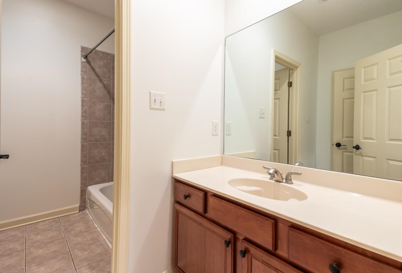 190 IVY BROOK LN, Collierville, Tennessee 38017, 4 Bedrooms Bedrooms, 10 Rooms Rooms,3.1 BathroomsBathrooms,Residential,For Sale,IVY BROOK,10204891