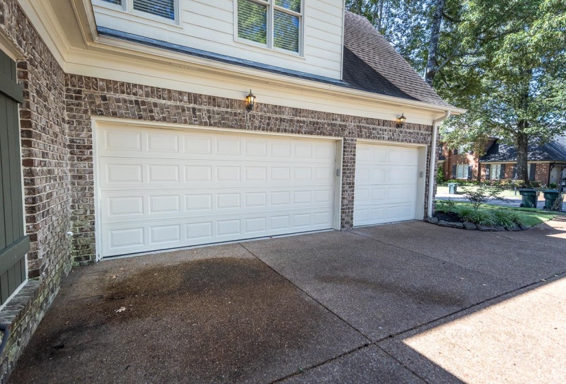 190 IVY BROOK LN, Collierville, Tennessee 38017, 4 Bedrooms Bedrooms, 10 Rooms Rooms,3.1 BathroomsBathrooms,Residential,For Sale,IVY BROOK,10204891