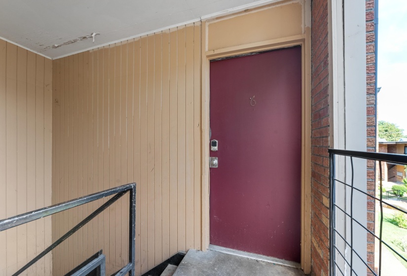 105 BELVEDERE BLVD, Memphis, Tennessee 38104, 2 Bedrooms Bedrooms, 4 Rooms Rooms,1 BathroomBathrooms,Residential,For Sale,BELVEDERE,10204893