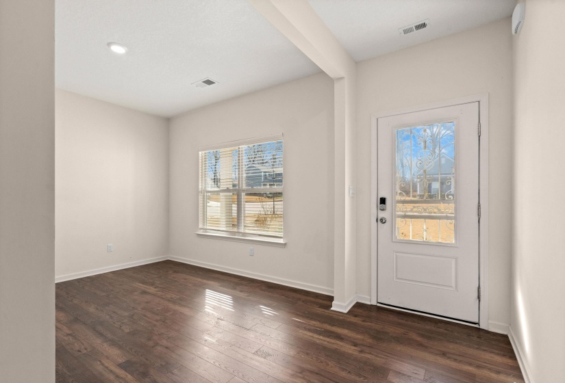 10 BLACKTHORN CV, Oakland, Tennessee 38060, 4 Bedrooms Bedrooms, 8 Rooms Rooms,2.1 BathroomsBathrooms,Residential,For Sale,BLACKTHORN,10205021