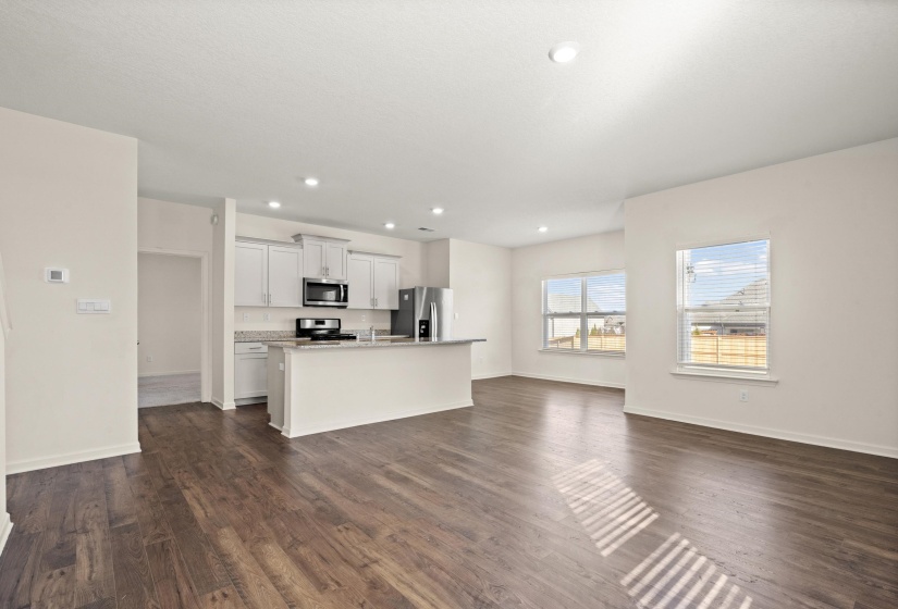 10 BLACKTHORN CV, Oakland, Tennessee 38060, 4 Bedrooms Bedrooms, 8 Rooms Rooms,2.1 BathroomsBathrooms,Residential,For Sale,BLACKTHORN,10205021