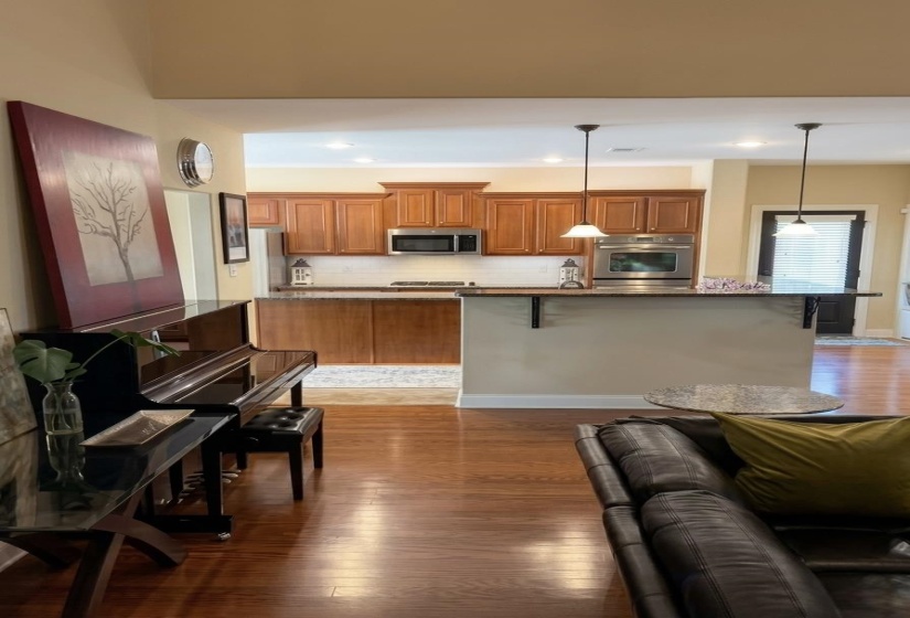 1371 RAINDROP DR, Collierville, Tennessee 38017, 5 Bedrooms Bedrooms, 8 Rooms Rooms,3 BathroomsBathrooms,Residential,For Sale,RAINDROP,10205040