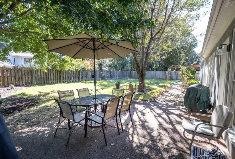 1842 SWYNFORD LN, Collierville, Tennessee 38017, 4 Bedrooms Bedrooms, 9 Rooms Rooms,3.1 BathroomsBathrooms,Residential,For Sale,SWYNFORD,10205211