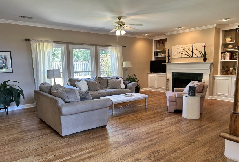 1842 SWYNFORD LN, Collierville, Tennessee 38017, 4 Bedrooms Bedrooms, 9 Rooms Rooms,3.1 BathroomsBathrooms,Residential,For Sale,SWYNFORD,10205211