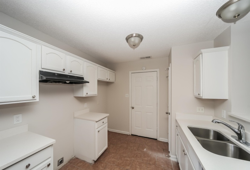 5971 WAGON HILL RD, Millington, Tennessee 38053, 3 Bedrooms Bedrooms, 6 Rooms Rooms,2 BathroomsBathrooms,Rental Properties,For Sale,WAGON HILL,10205268