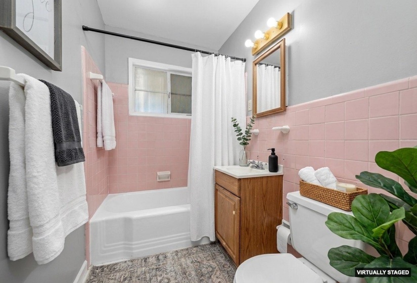 4948 FAIRFIELD CIR, Memphis, Tennessee 38117, 3 Bedrooms Bedrooms, 6 Rooms Rooms,2 BathroomsBathrooms,Residential,For Sale,FAIRFIELD,10205309