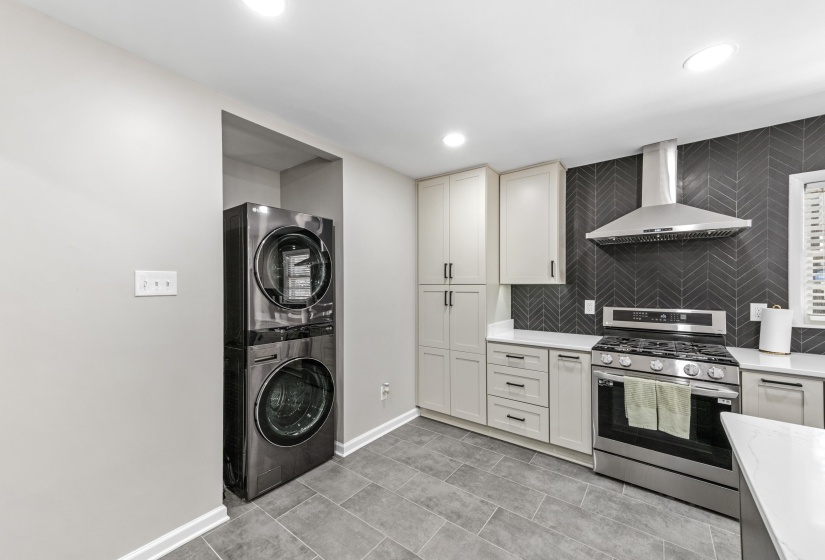 4948 FAIRFIELD CIR, Memphis, Tennessee 38117, 3 Bedrooms Bedrooms, 6 Rooms Rooms,2 BathroomsBathrooms,Residential,For Sale,FAIRFIELD,10205309
