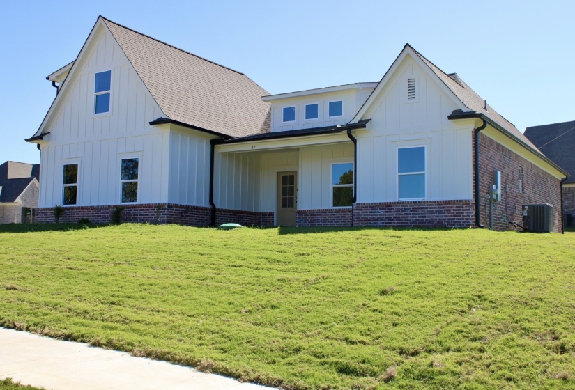 29 MERINO DR, Atoka, Tennessee 38004, 5 Bedrooms Bedrooms, 9 Rooms Rooms,3 BathroomsBathrooms,Residential,For Sale,MERINO,10205430