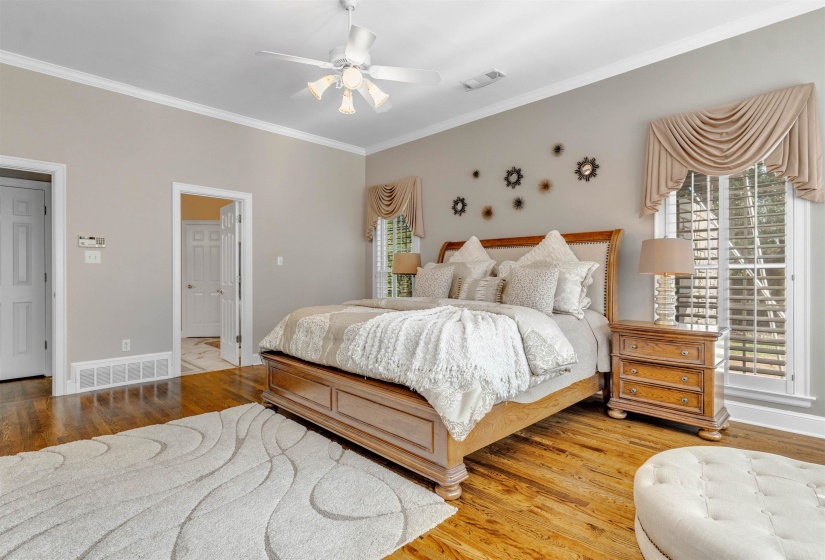 3279 DUKE CIR, Germantown, Tennessee 38139, 5 Bedroom Bedrooms, 9 Room Rooms,3.1 BathroomBathrooms,Residential,For Sale,DUKE,0,10205640