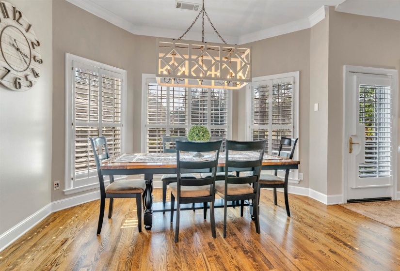 3279 DUKE CIR, Germantown, Tennessee 38139, 5 Bedroom Bedrooms, 9 Room Rooms,3.1 BathroomBathrooms,Residential,For Sale,DUKE,0,10205640