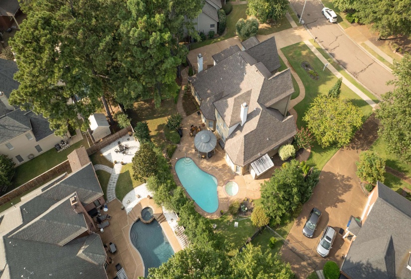 3279 DUKE CIR, Germantown, Tennessee 38139, 5 Bedroom Bedrooms, 9 Room Rooms,3.1 BathroomBathrooms,Residential,For Sale,DUKE,0,10205640