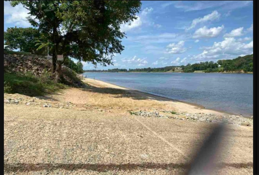 100 CAMERON LN, Savannah, Tennessee 38372, 0 , 0 ,0,Land,For Sale,CAMERON,0,10205687