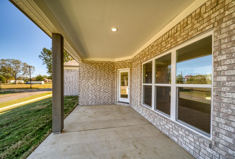 60 DRYSDALE CV, Atoka, Tennessee 38004, 4 Bedroom Bedrooms, 9 Room Rooms,3 BathroomBathrooms,Residential,For Sale,DRYSDALE,0,10205746