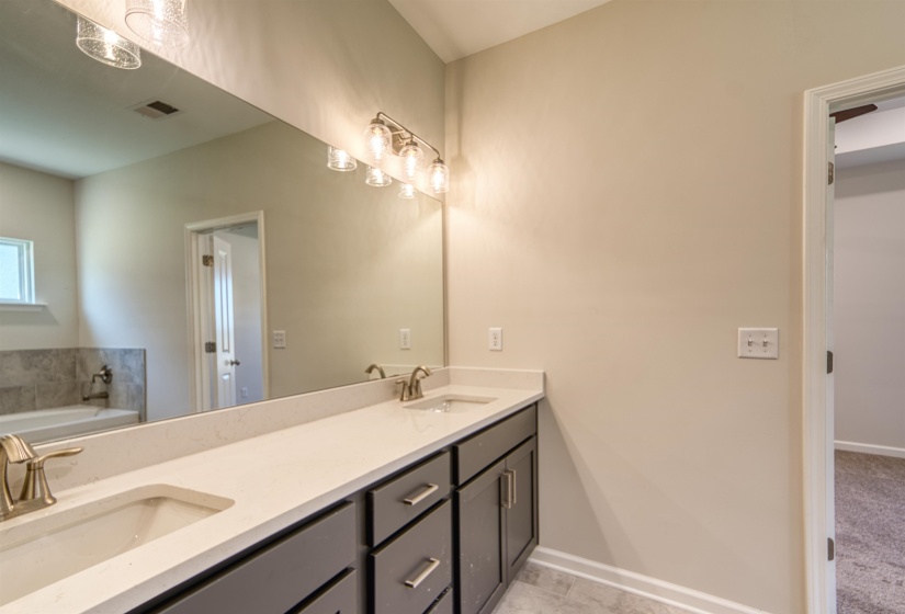 60 DRYSDALE CV, Atoka, Tennessee 38004, 4 Bedroom Bedrooms, 9 Room Rooms,3 BathroomBathrooms,Residential,For Sale,DRYSDALE,0,10205746