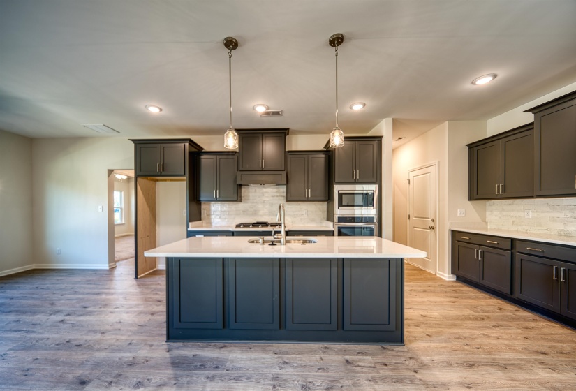 60 DRYSDALE CV, Atoka, Tennessee 38004, 4 Bedroom Bedrooms, 9 Room Rooms,3 BathroomBathrooms,Residential,For Sale,DRYSDALE,0,10205746
