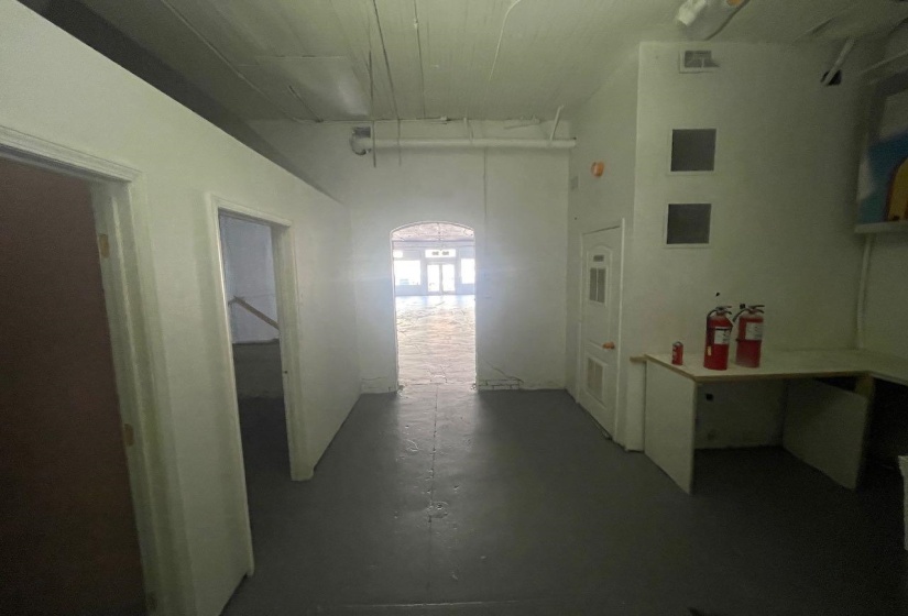 Corridor with concrete flooring