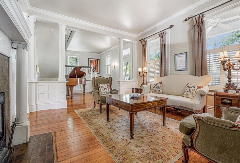 1763 GLENWOOD PL, Memphis, Tennessee 38104, 4 Bedroom Bedrooms, 8 Room Rooms,4 BathroomBathrooms,Residential,For Sale,GLENWOOD,0,10205915