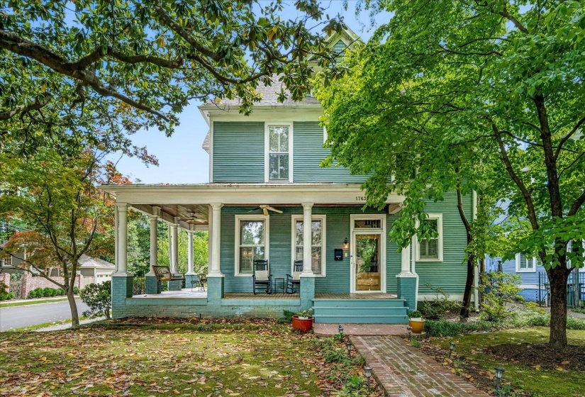 1763 GLENWOOD PL, Memphis, Tennessee 38104, 4 Bedroom Bedrooms, 8 Room Rooms,4 BathroomBathrooms,Residential,For Sale,GLENWOOD,0,10205915