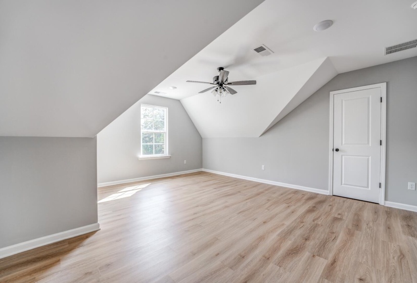 50 UMBLE ST, Oakland, Tennessee 38060, 4 Bedrooms Bedrooms, 7 Rooms Rooms,2.1 BathroomsBathrooms,Residential,For Sale,UMBLE,10205941