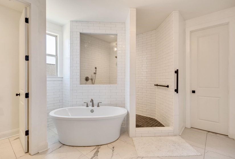 132 FARLEY RD, Byhalia, Mississippi 38611, 3 Bedrooms Bedrooms, 7 Rooms Rooms,2 BathroomsBathrooms,Residential,For Sale,FARLEY,10206055