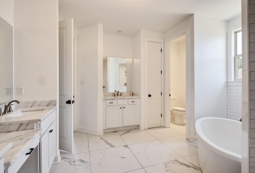 132 FARLEY RD, Byhalia, Mississippi 38611, 3 Bedrooms Bedrooms, 7 Rooms Rooms,2 BathroomsBathrooms,Residential,For Sale,FARLEY,10206055