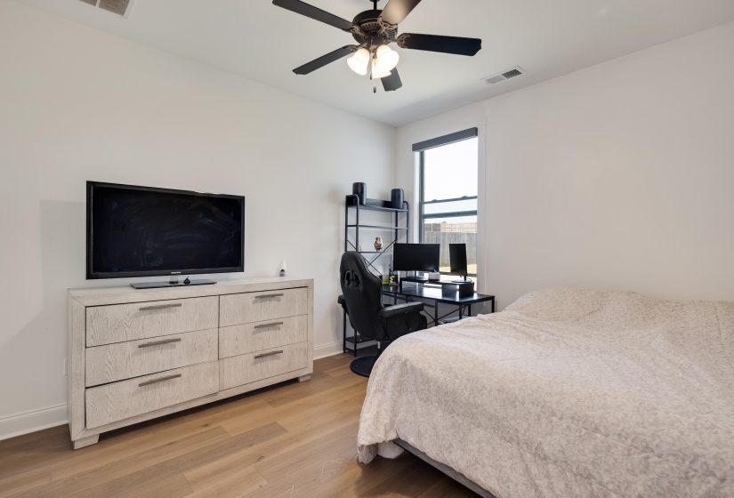 132 FARLEY RD, Byhalia, Mississippi 38611, 3 Bedrooms Bedrooms, 7 Rooms Rooms,2 BathroomsBathrooms,Residential,For Sale,FARLEY,10206055